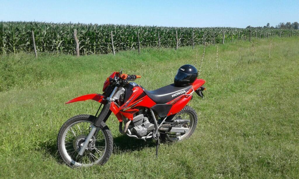 Vendo Moto Honda Tornado 2009