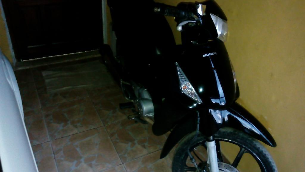 Vendo Honda Biz 125