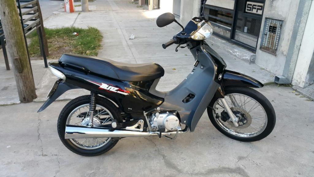 Vendo Moto Motomel Blitz Full con 200km 2014