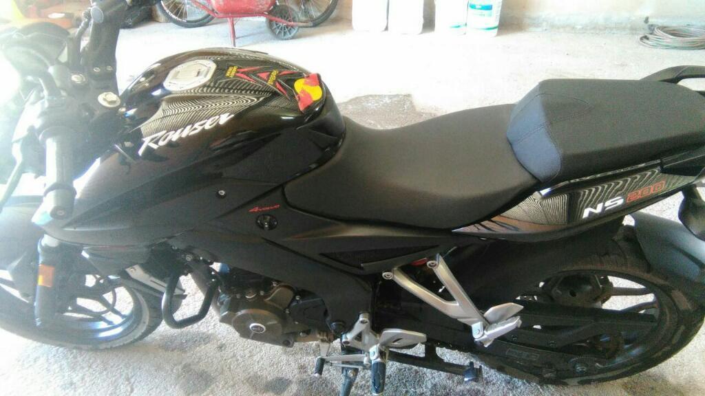 Vendo Urgente Bajaj Rouser Ns 200