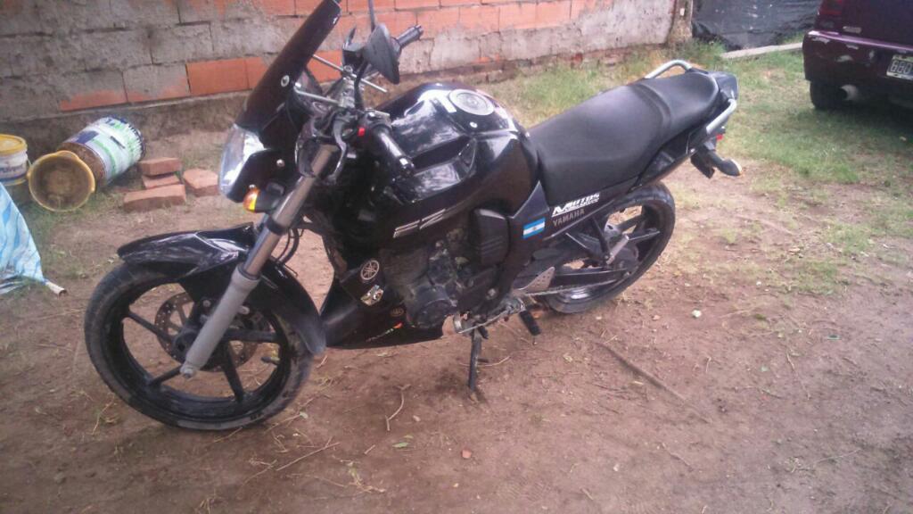 Vendo Yamaha Fz 16.. Modelo 2012