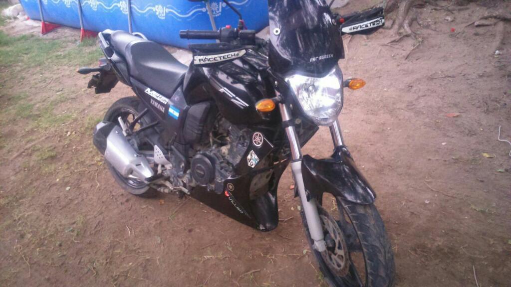 Vendo Yamaha Fz 16.. Modelo 2012
