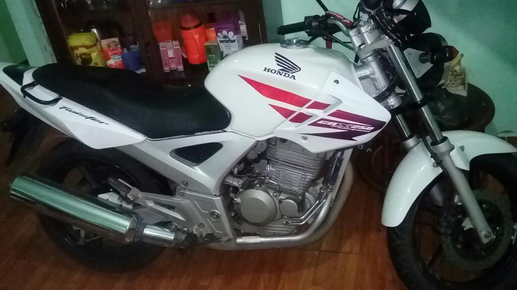 Vendo Honda Twister