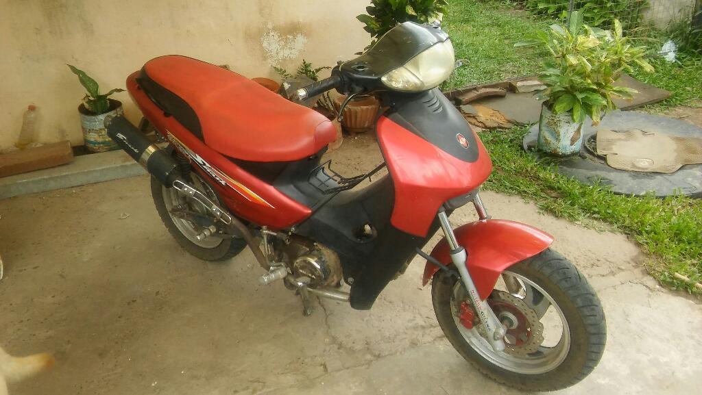 Vendo Moto