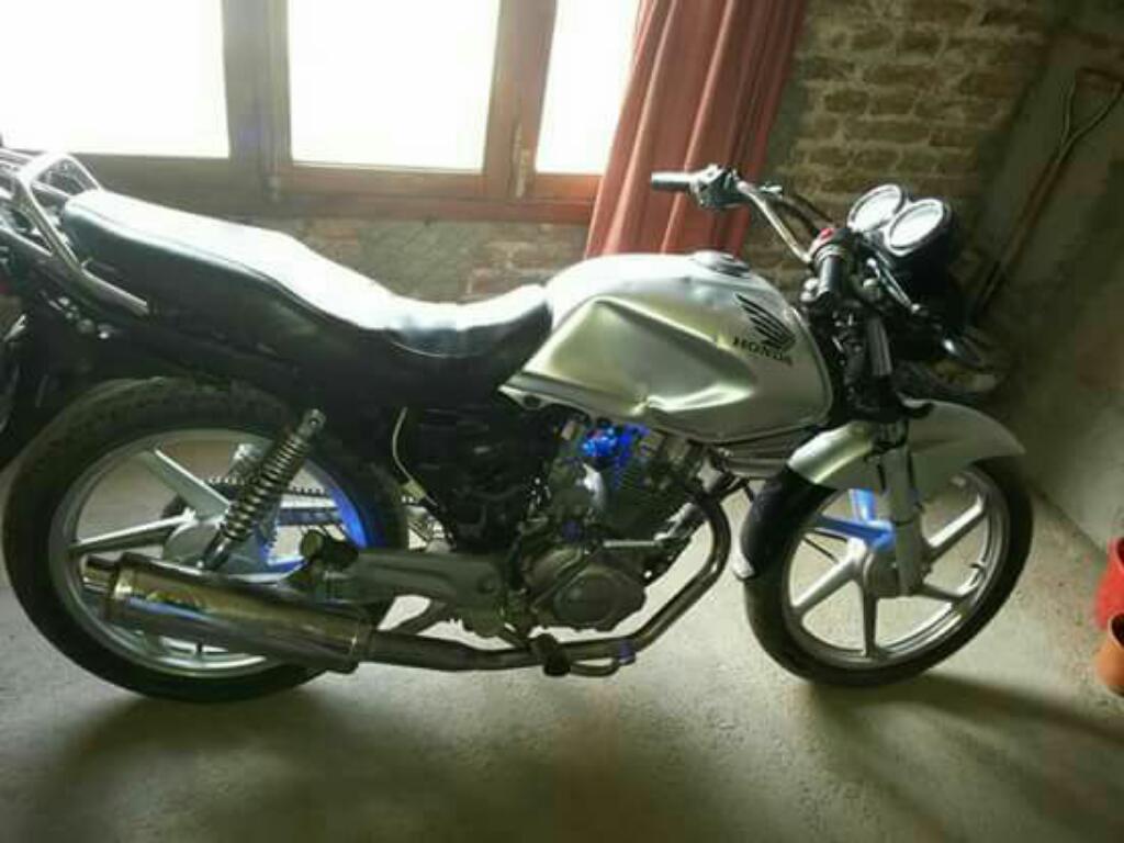 Vendo O Permuto Honda Storm 125c M. 09