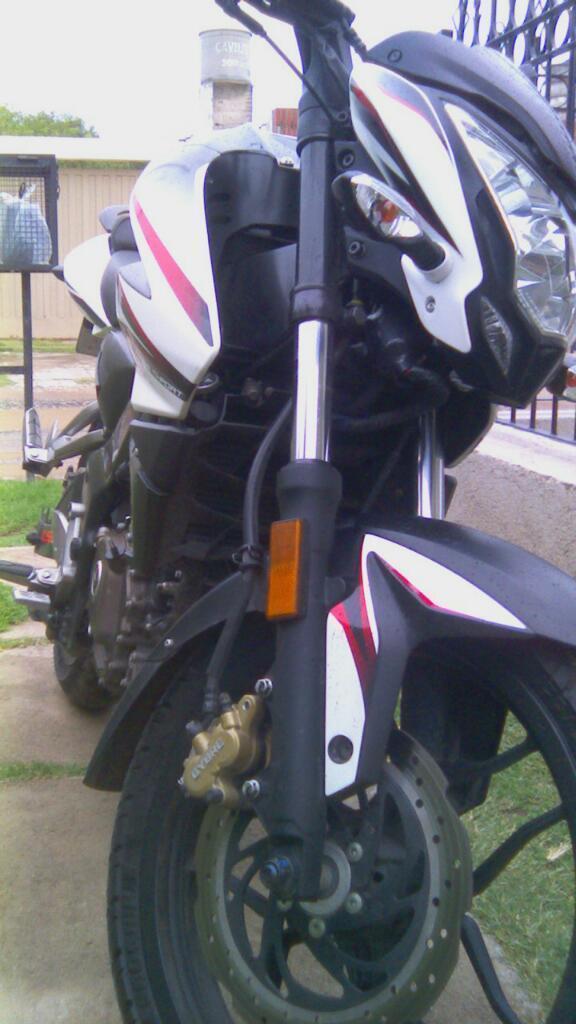 Vendo Rouser Ns