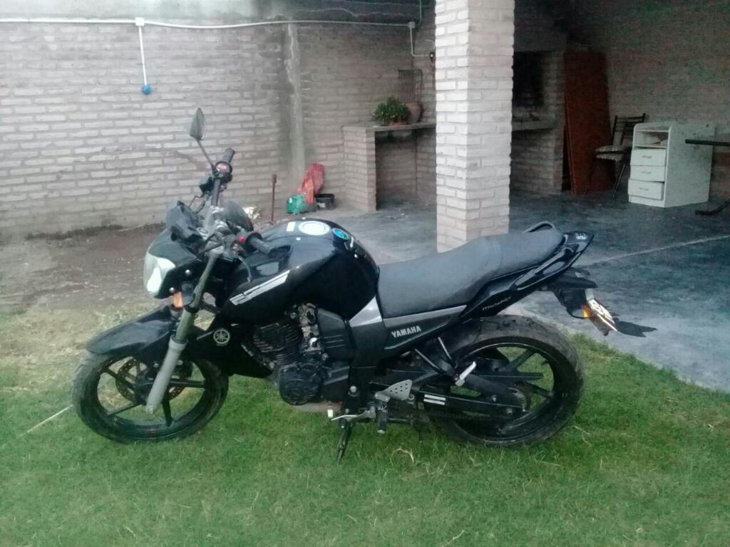 Vendo Yamaha Fz 2012 $ 35.000