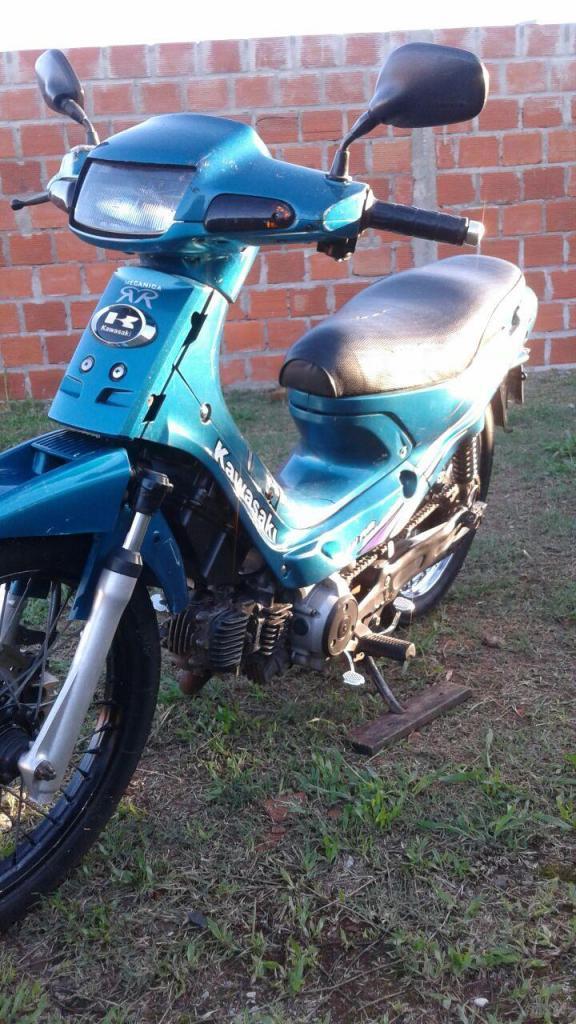 Vendo Kawasaki 110 $9000