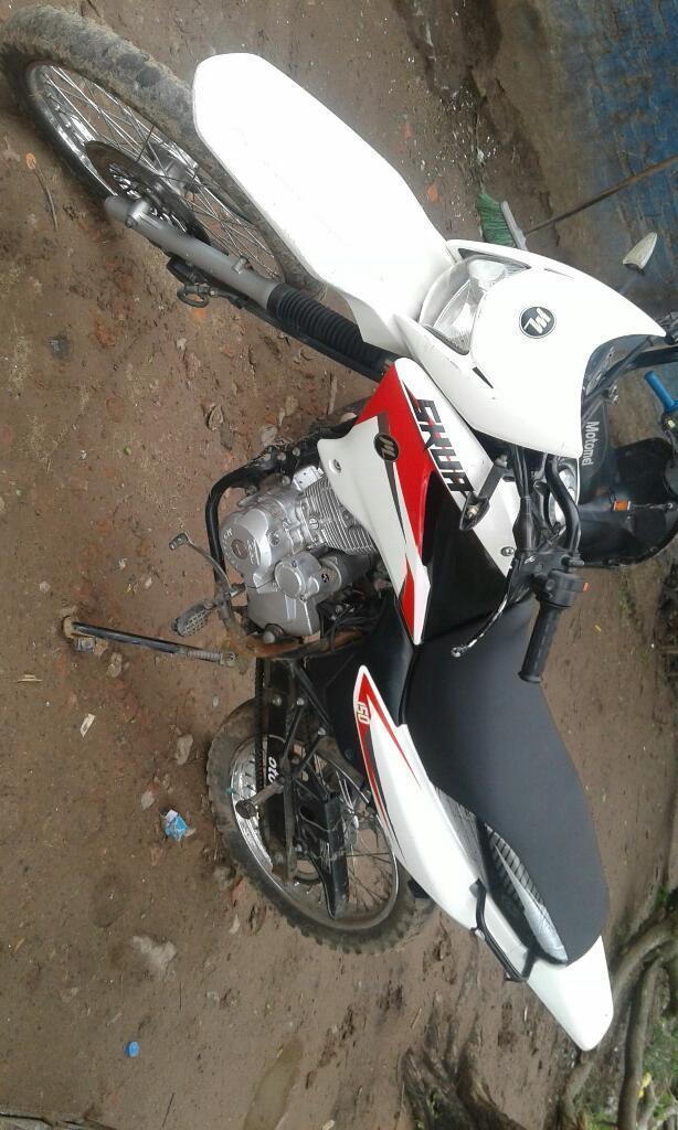 Se Va Moto Espectacular Croos