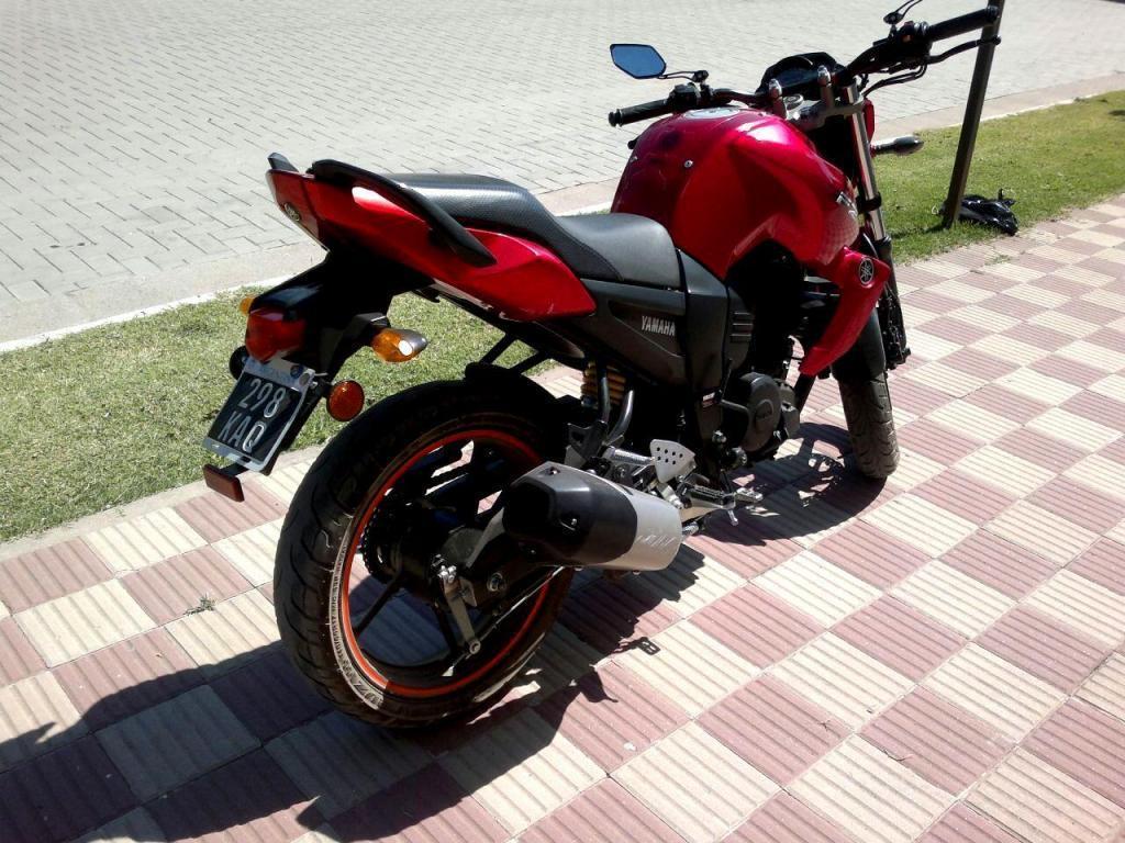 FZ 16 IMPECABLE