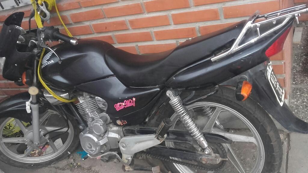 Moto Honda Ston