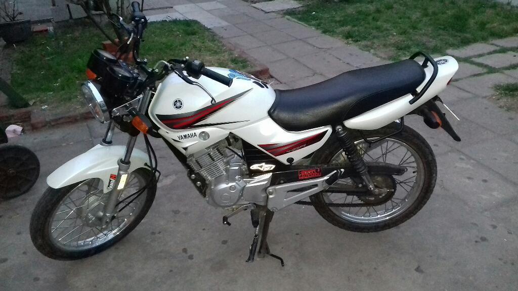 Vendo Ybr Blanca 2014 Flama 14000 Km