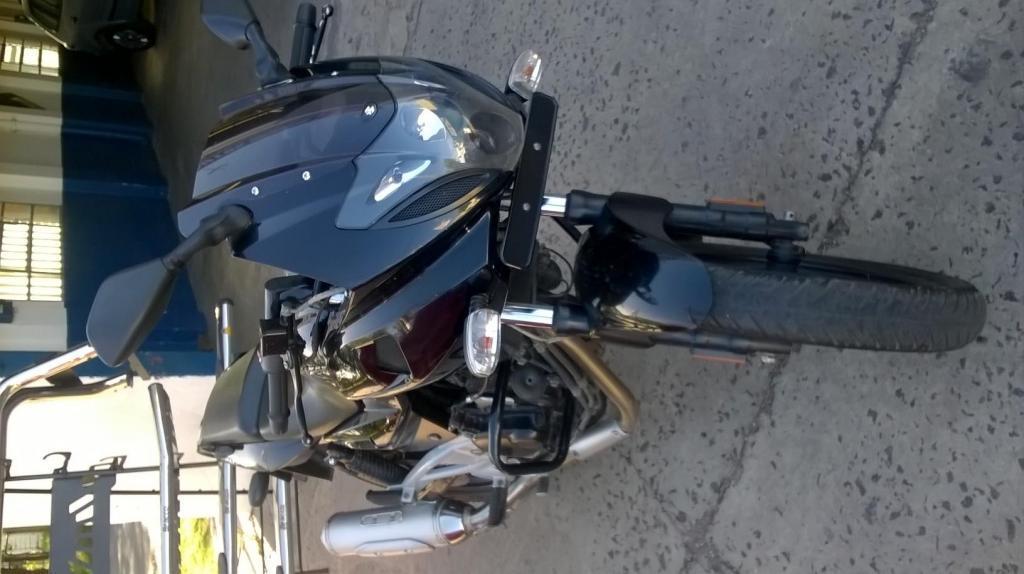 BAJAJ ROUSER 220F. VENDO O PERMUTO