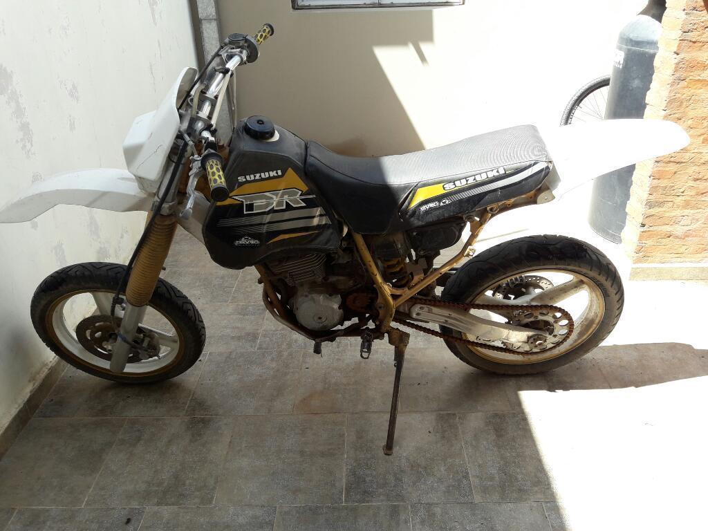 Vendo Suzuki Dr 350 R