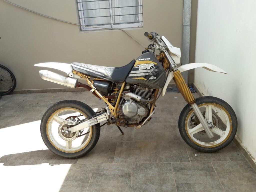 Vendo Suzuki Dr 350 R