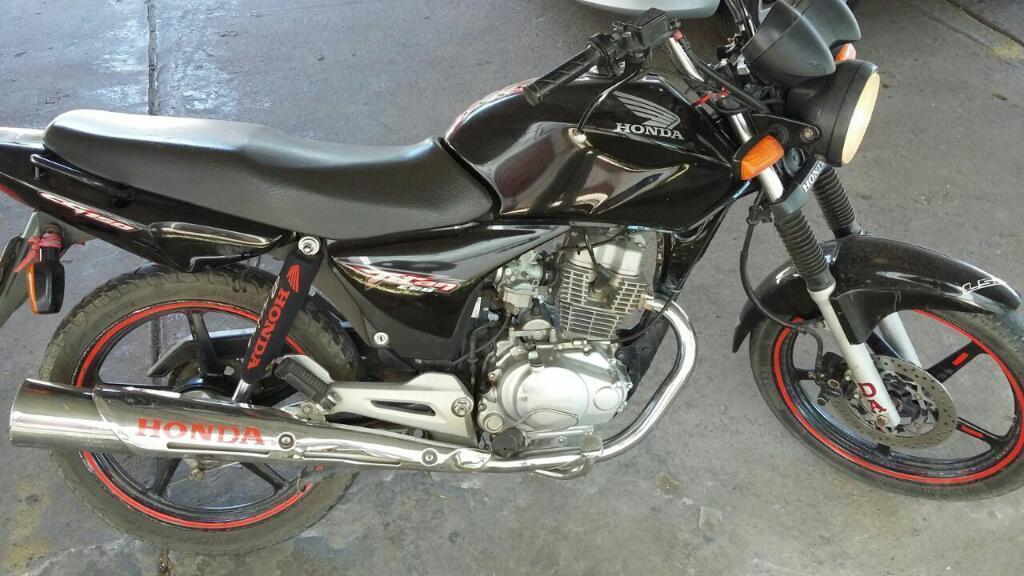 Vendo Honda Titan Impecable