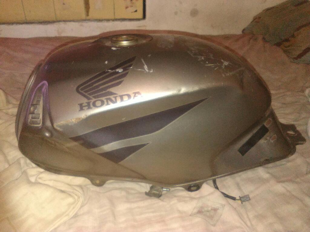 Vendo Tanque de Honda Twister