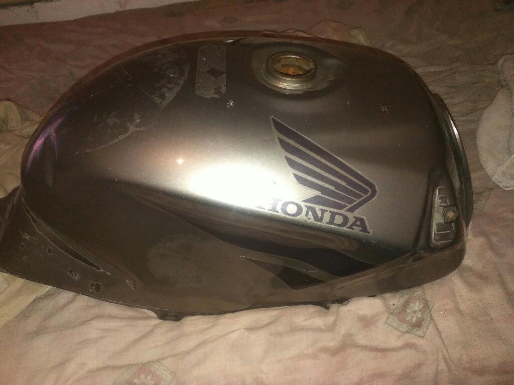 Vendo Tanque de Honda Twister