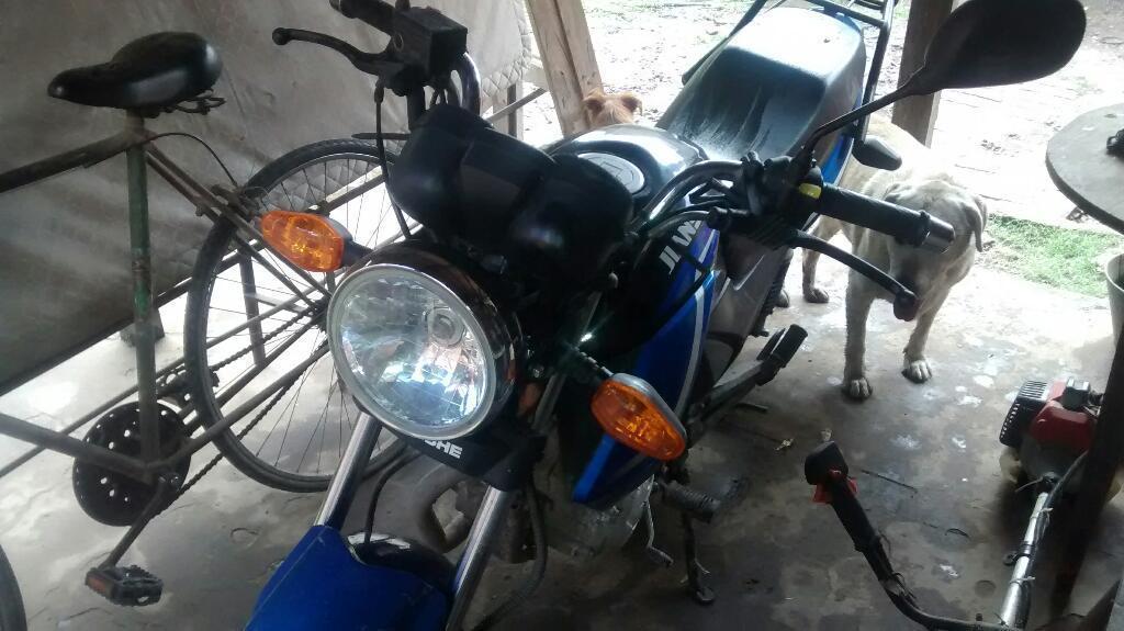 Vendo Moto Jianshe 125cc,modelo Dic 2015