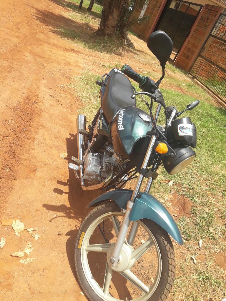 Vendo Motomel 150 Modelo 2013