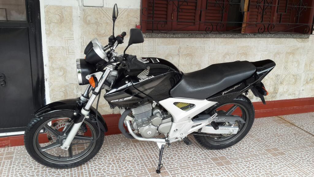 Vendo Honda Tw 6000km Recibo Moto