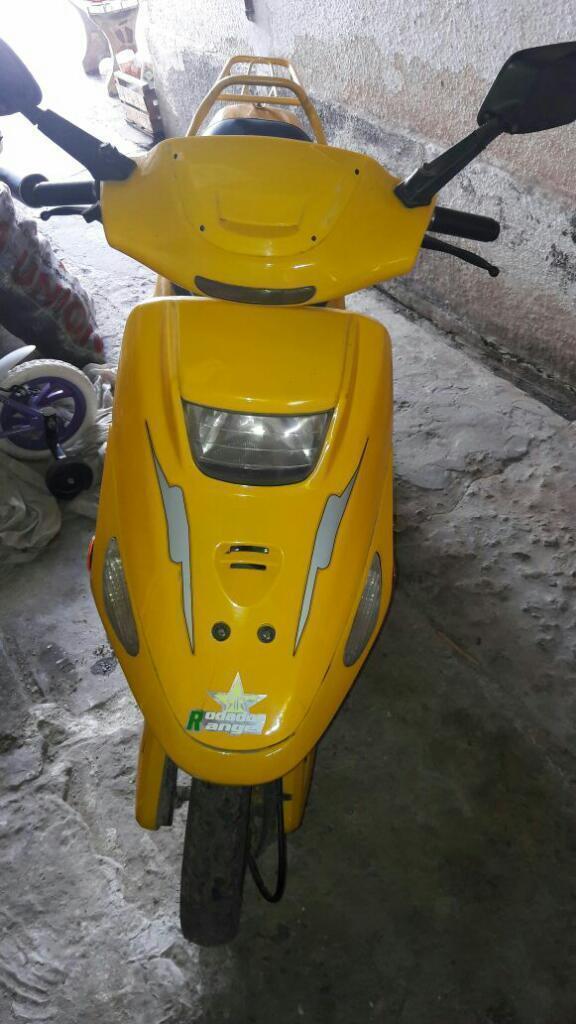 Vendo O Permuto por Otra Moto
