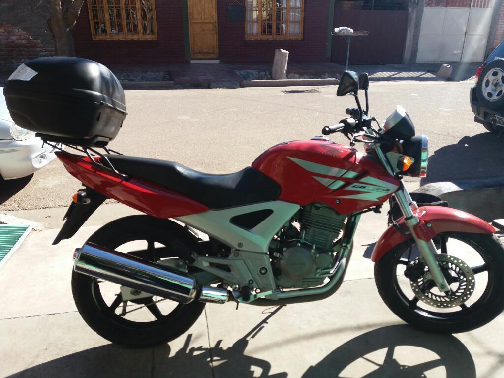 Vendo Excelente 2012 Titular