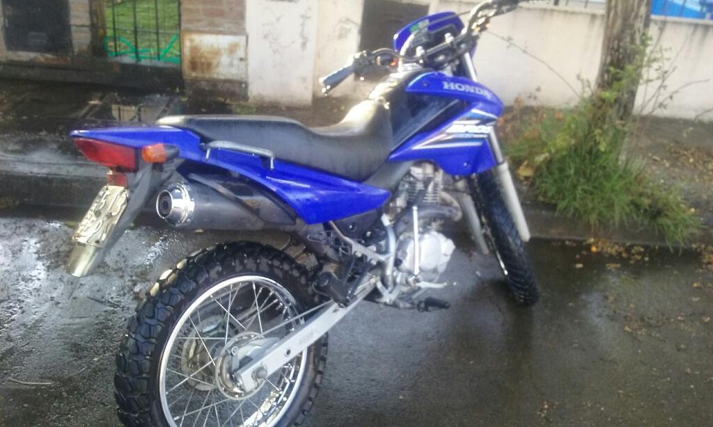 Vendo Honda Bros 125 Mod 2010 $32 000