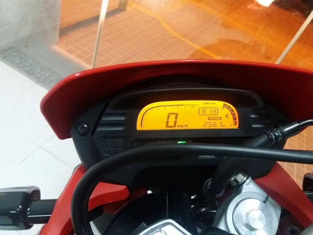 HONDA XRE 300 2014 COMO OKM PRIMERA MANO