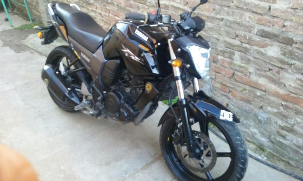 Moto Yamaha Fz 16