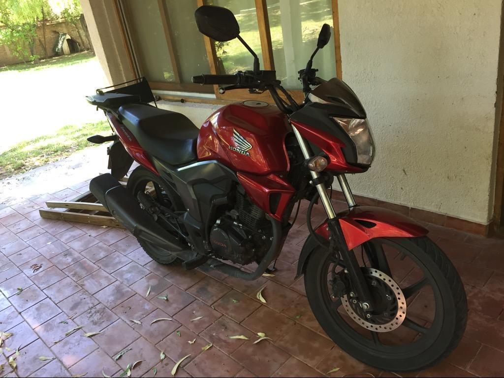 Vendo Honda Invicta 150Cc 2014