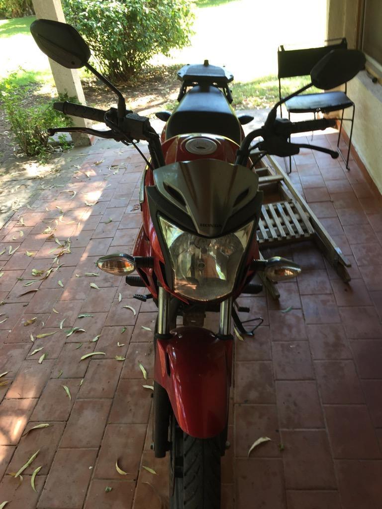 Vendo Honda Invicta 150Cc 2014