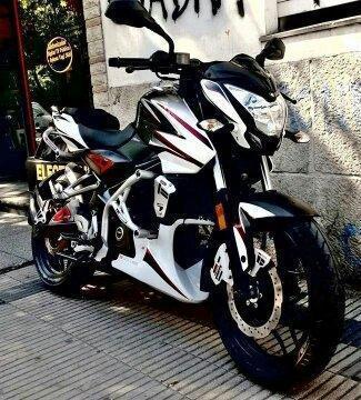Vendo Rouser 200 Ns Impecable 2015