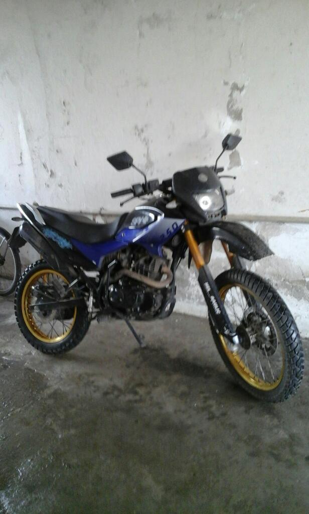 Vendo Skua 250 Vtv Titular