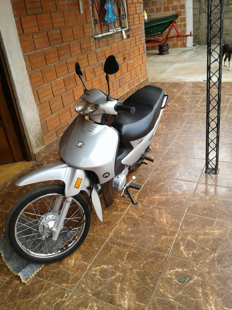 Vende Moto 110 2015