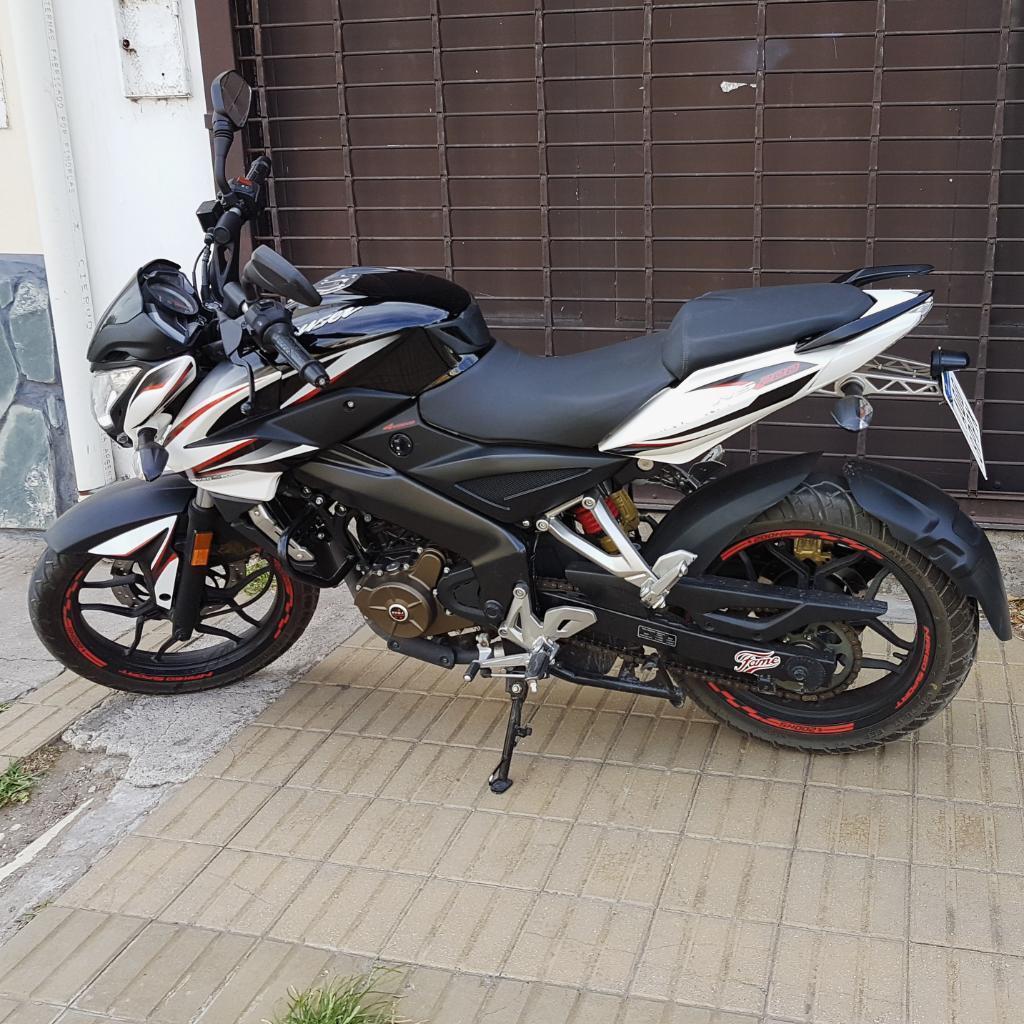 Rouser 200ns 2016 1700km