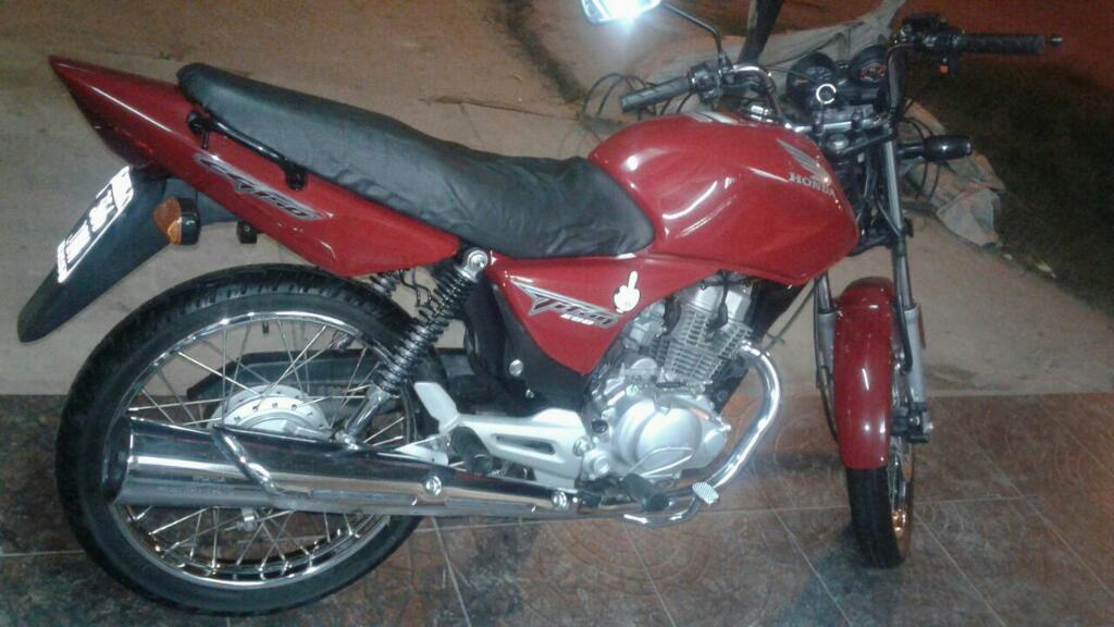 Vendo Titan 150 2013