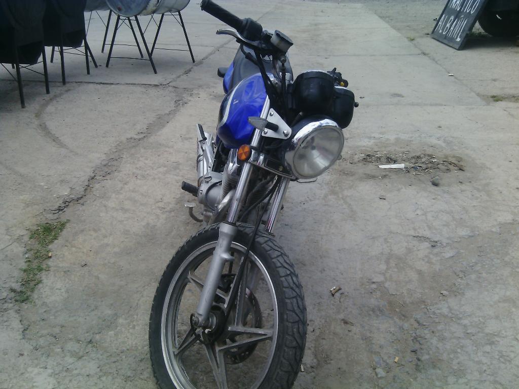 Vendo Moto Zuzuki 150cc T/p Al Dia
