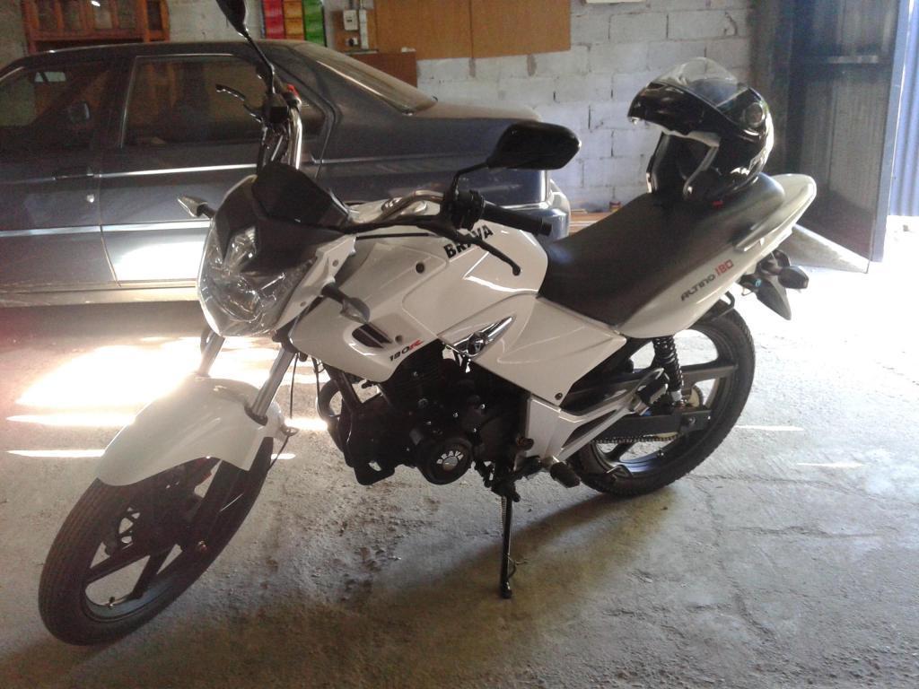 VENDO MOTO BRAVA ALTINO 180 EN INMEJORABLE ESTADO UNICO DUEÑO