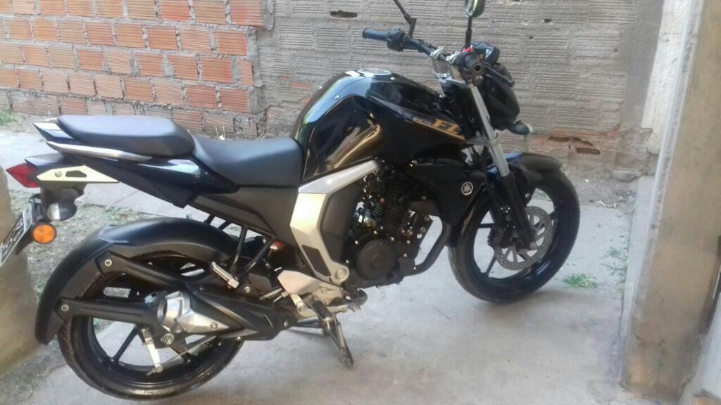 Vendo O Permuto Fz 2015