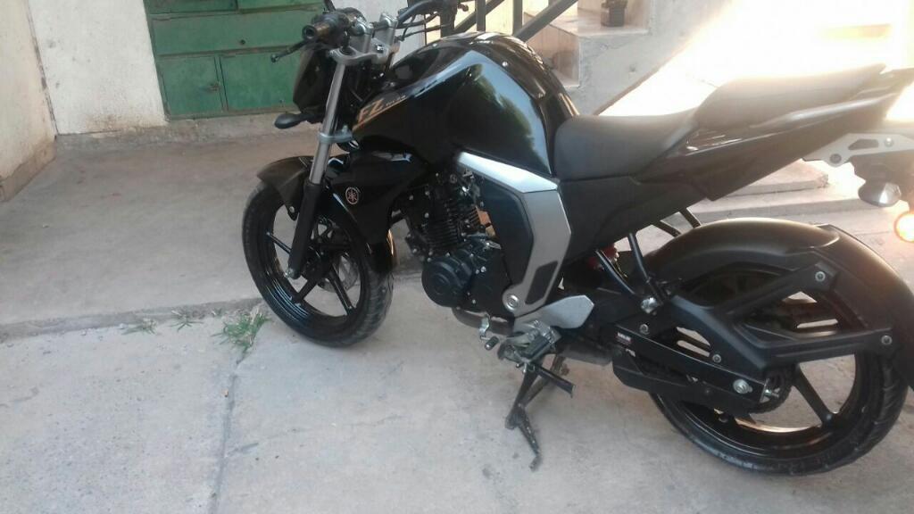 Vendo O Permuto Fz 2015