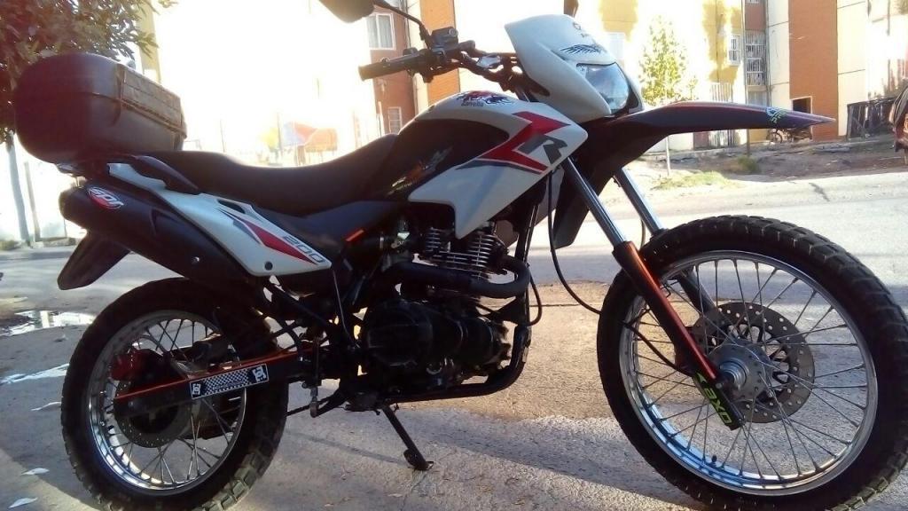 Moto zanella 200 2015