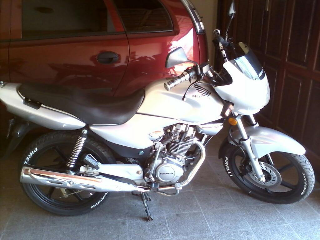 Vendo Honda Storm Modelo 2009 Impecable