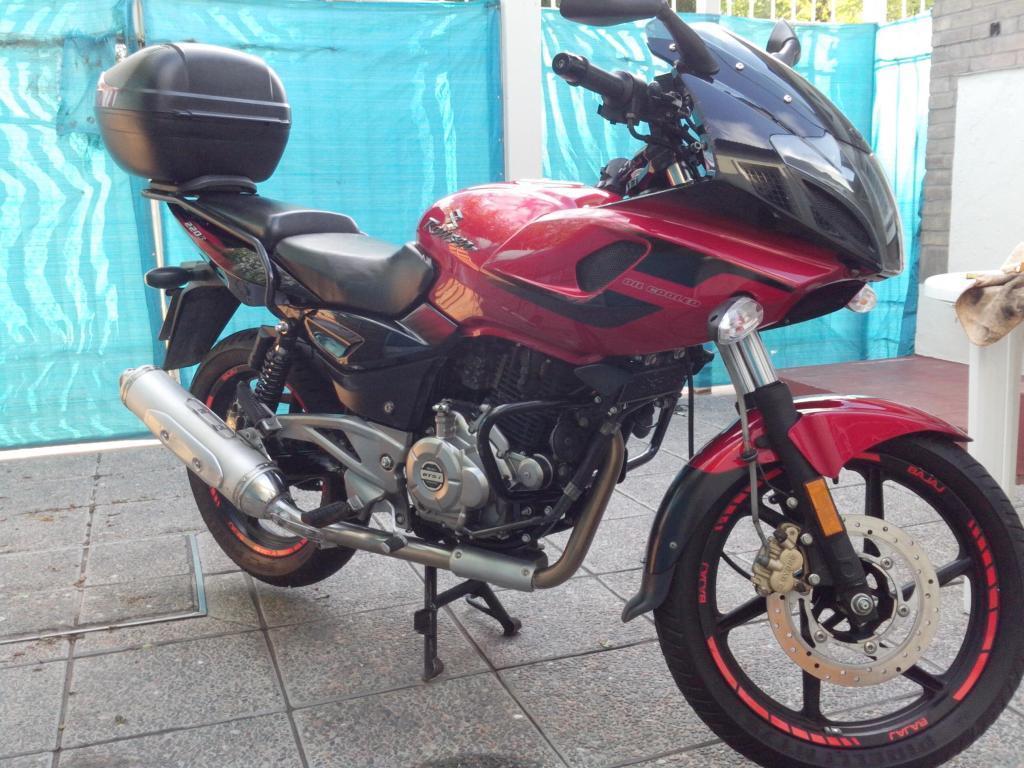 Bajaj 220 F 2012 IMPECABLE