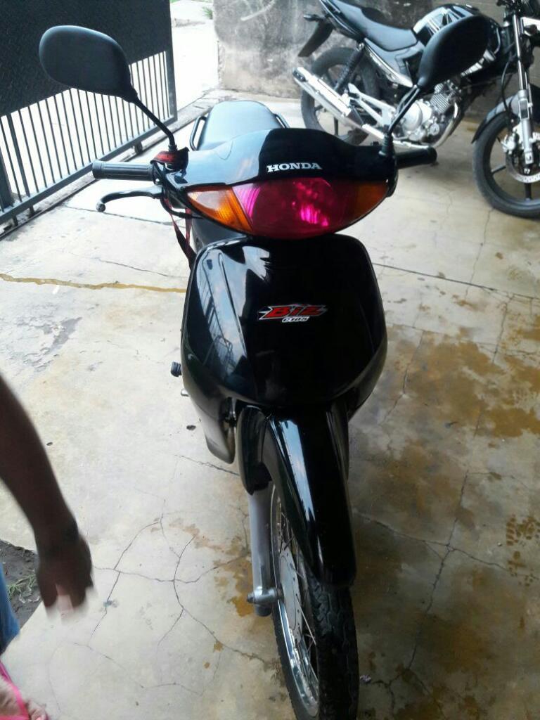 Se Vendo Hermosa Honda Biz