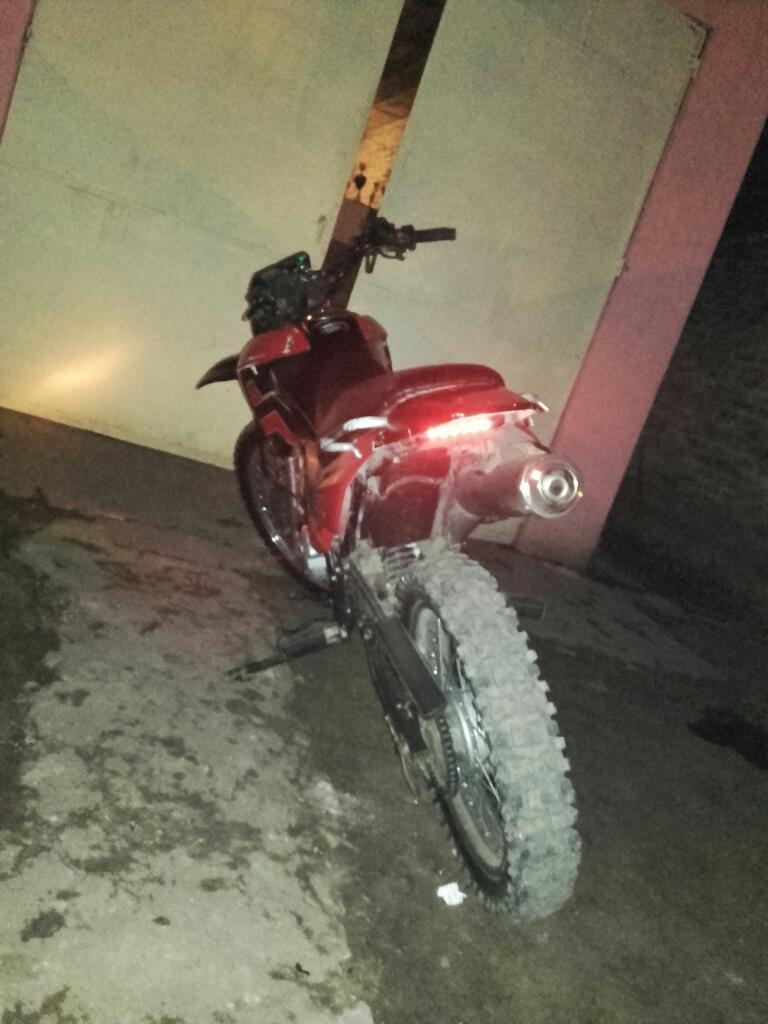 Permuto Skua X Moto Doy Diferencia Y J7