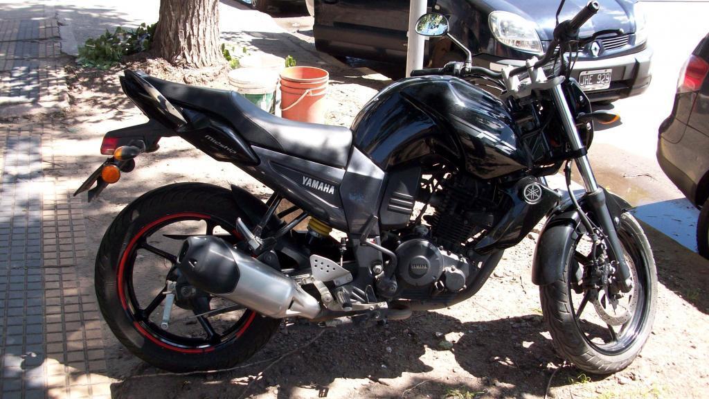 yamaha fz 2013 titular