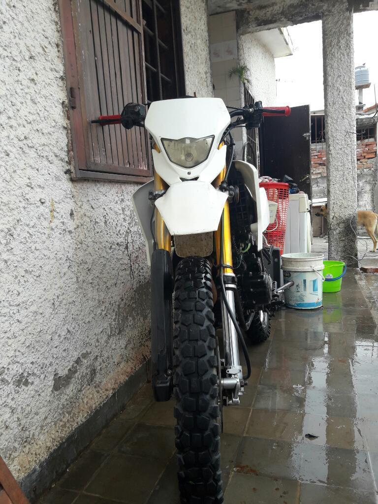 Vendo Xmm 250cc 2013 Todos Los Papeles