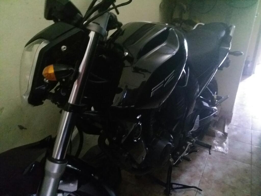 Vendo Moto Yamaha Fz Año 2012