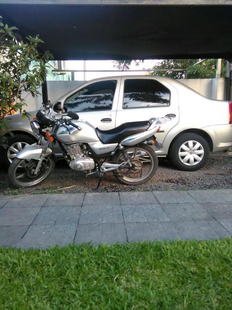 VENDO SUZUKI EN 125 2A 2013